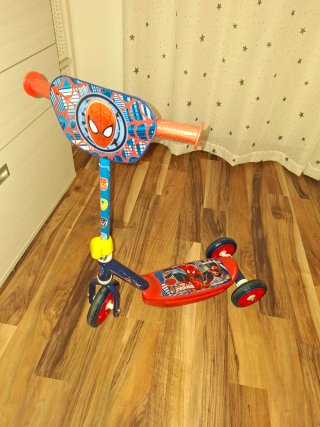 Patinete Spiderman 3 Ruedas Niño