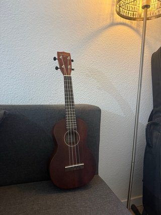 Ukelele Gretsch G9110 Concert