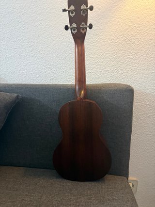 Ukelele Gretsch G9110 Concert