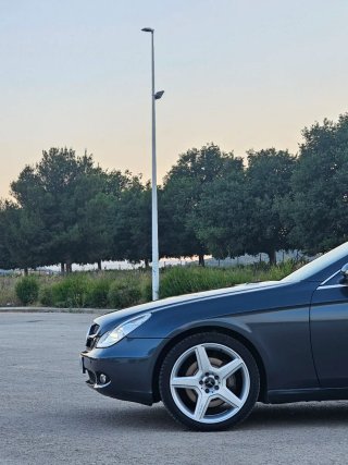 Mercedes Benz CLS 500