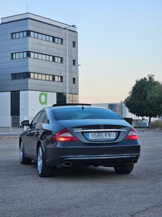 Mercedes Benz CLS 500