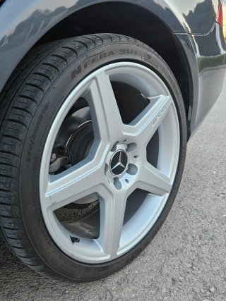 Mercedes Benz CLS 500