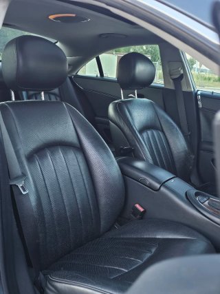 Mercedes Benz CLS 500