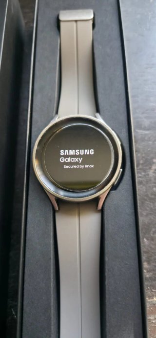 Samsung Galaxy Watch 5 PRO LTE Titanio Gris 45mm