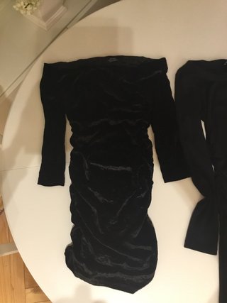 2 Vestidos Negros Fiesta , uno de ellos de terciop