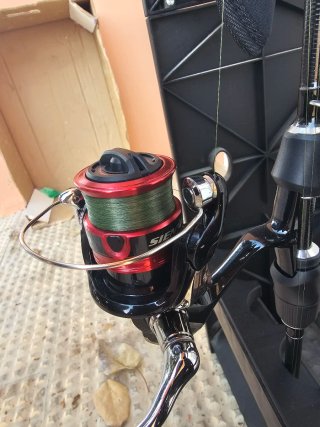 Hart Toro Tecnolight 210 4-21g +Carrete Sienna 500