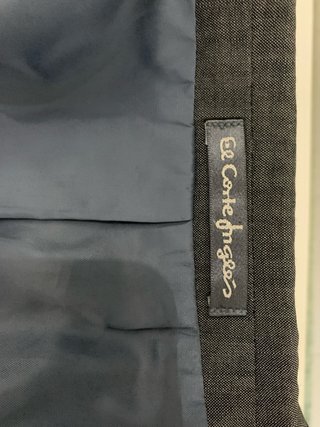 Traje de hombre gris para verano