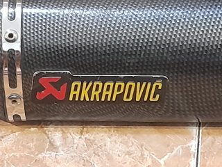 Tubo de escape Akrapovic Carbono