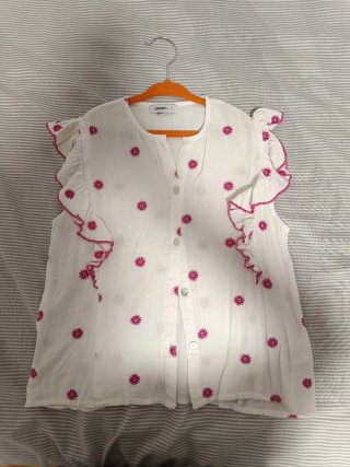 Blusa noon blanca con flores rosas Talla S