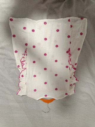 Blusa noon blanca con flores rosas Talla S