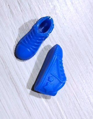 Sneakers Blu per Barbie Anni '90