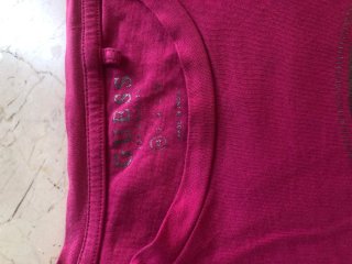 Camiseta Guess Rosa Talla XS nueva