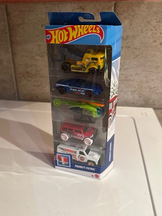 Set 5 Hot Wheels Priority Patrol