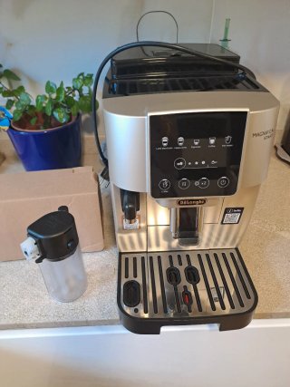 Cafetera De'Longhi Magnifica Start Milk