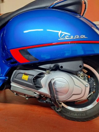Vespa GTS  125 Super