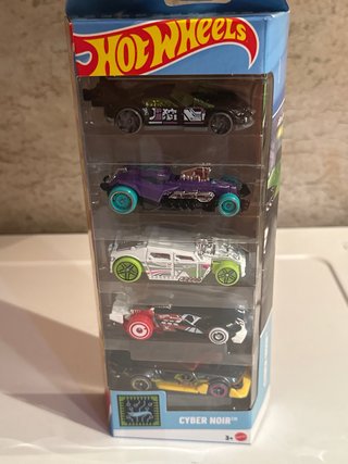 Set 5 Hot Wheels Cyber Noir