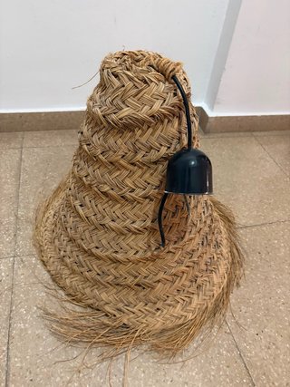 Lámpara de esparto artesanal