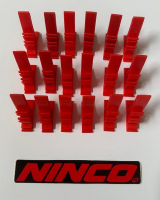 Ninco 16 Clips Pista Slot Rojo