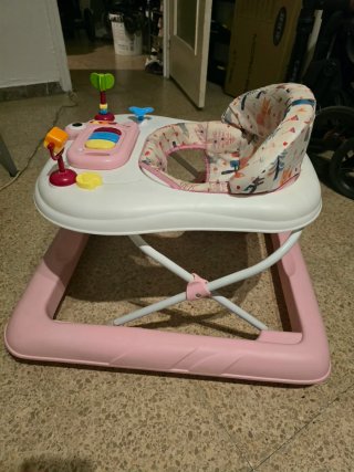 Andandor niña (TORRE BARO)