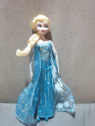 Muñeca Elsa Disney Store Frozen