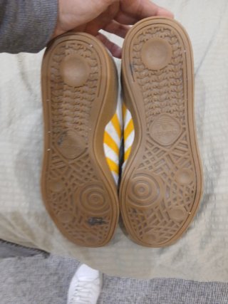 Adidas Busenitz 42 2/3 Beige/Amarillo