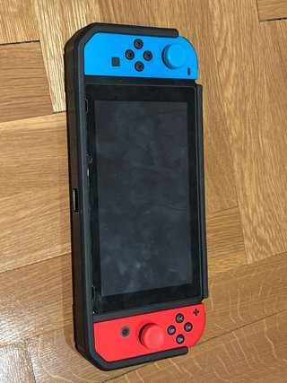 Nintendo Switch Completa con Accesorios