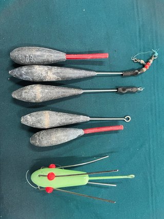 Lote pesca: señuelos y anzuelos