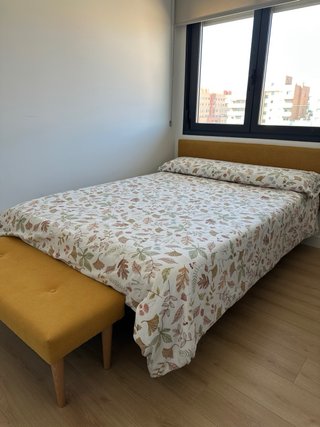 Cabecero y Banco Tapizado Mostaza