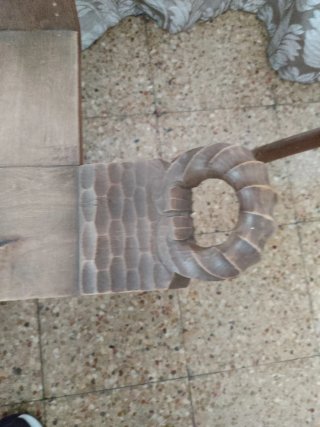 Sillas antiguas paritorias  de madera (2 unidades)