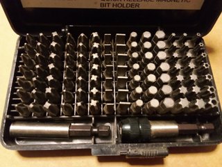 inserti 100 pezzi Hitachi per avvitatore