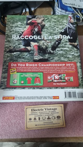 0413NN-Album calciatori Panini 2010-2011