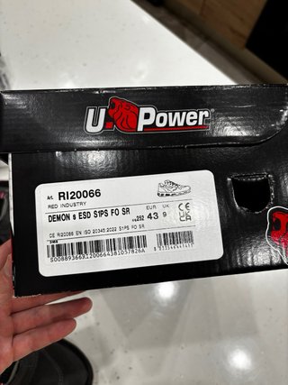 Botas de seguridad U-Power 43 + Gafas de seguridad
