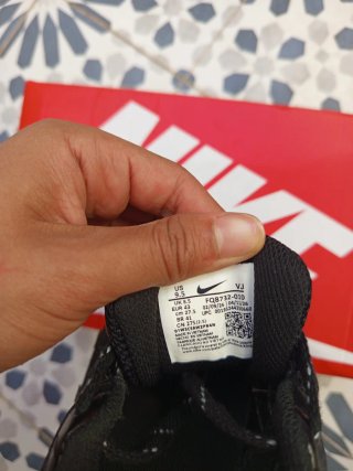 Nike P-6000 Talla 43 Negro