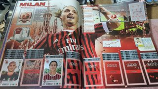 0413CNN-Album calciatori Panini 2011-2012