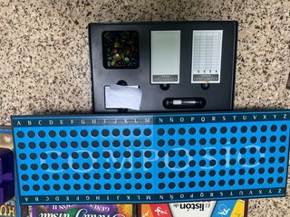 Lote 6 juegos de mesa: Trivial, Composio, etc.