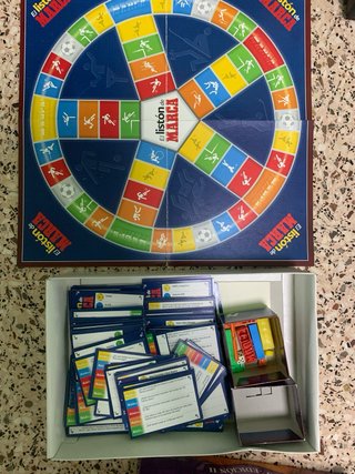 Lote 6 juegos de mesa: Trivial, Composio, etc.