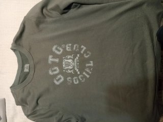 Sudadera Otto Verde Oliva está nueva