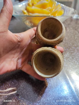Bicchierini vintage in legno