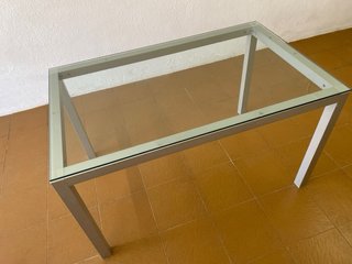 Mesa cristal y aluminio 130x90cm