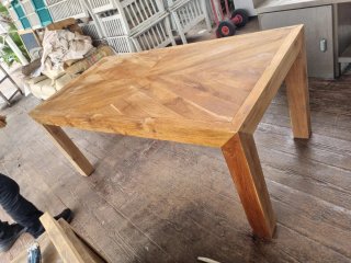Mesa de roble vintage