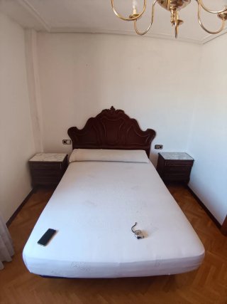 Cabecero de cama de madera