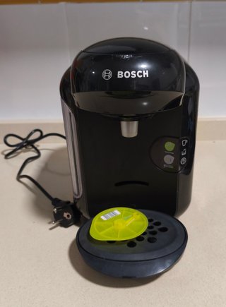 Cafeteras Tassimo + Portacápsulas + 20 Cápsulas