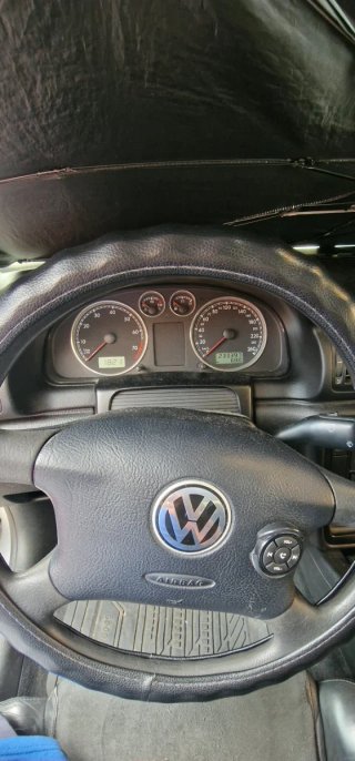 Volkswagen Passat 2002