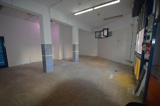 Local comercial en venta en Fondo en Santa Coloma de Gramanet