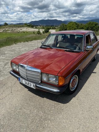Mercedes-Benz 240 d 1993