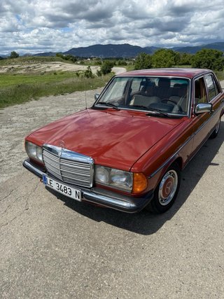 Mercedes-Benz 240 d 1993