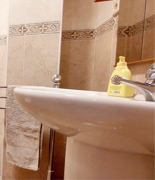 Lavabo Roca Porcelana Blanco.