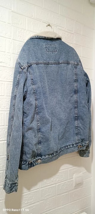Chaqueta vaquera Zara forrada azul