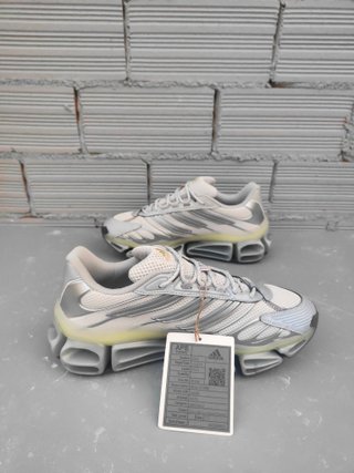 Adidas Megaride AG Plata Talla 42 2/3