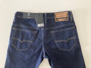 Diesel Thommer. Pantalón vaquero slim. W32 L32